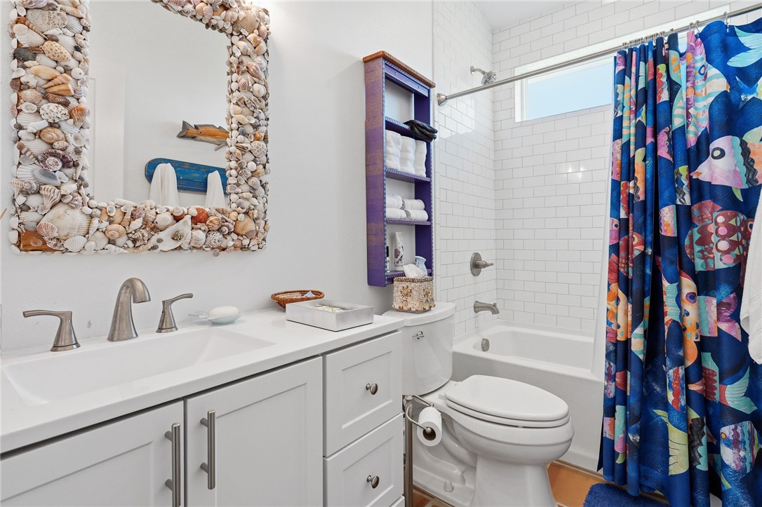 1029 Lady Claire St Property Photo 35