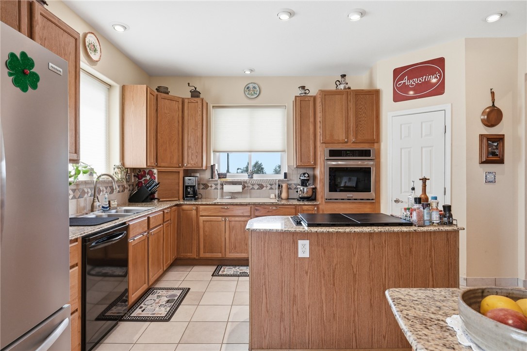101 Copano Pkwy Property Photo 12