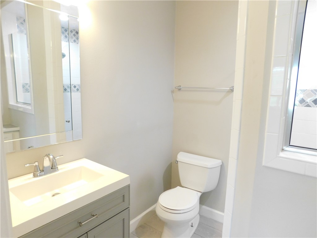 613 Driftwood Pl Property Photo 19