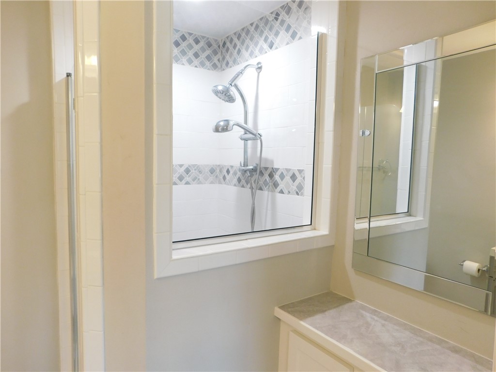 613 Driftwood Pl Property Photo 20