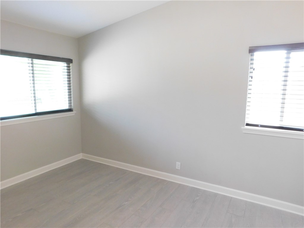 613 Driftwood Pl Property Photo 22