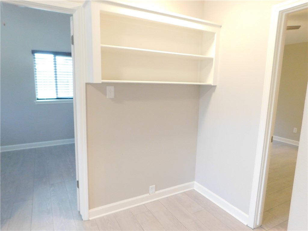 613 Driftwood Pl Property Photo 24