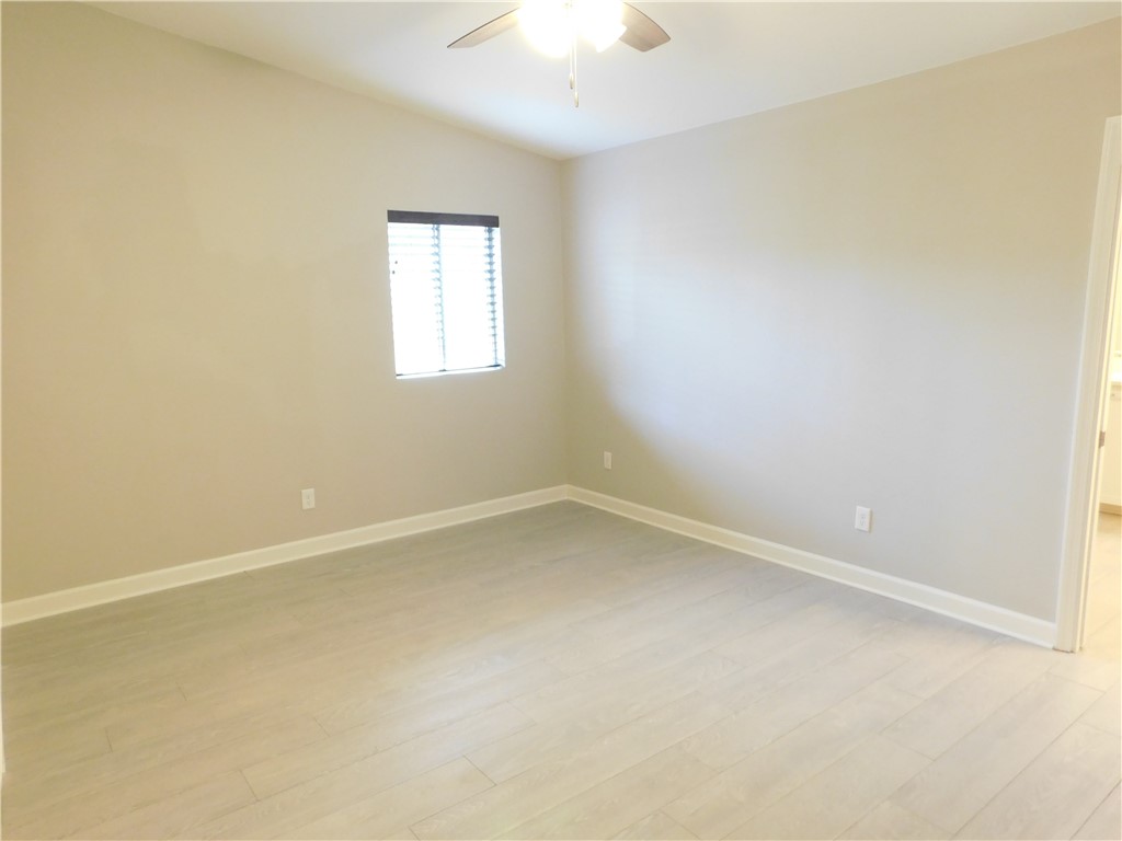 613 Driftwood Pl Property Photo 25
