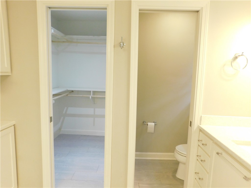 613 Driftwood Pl Property Photo 28