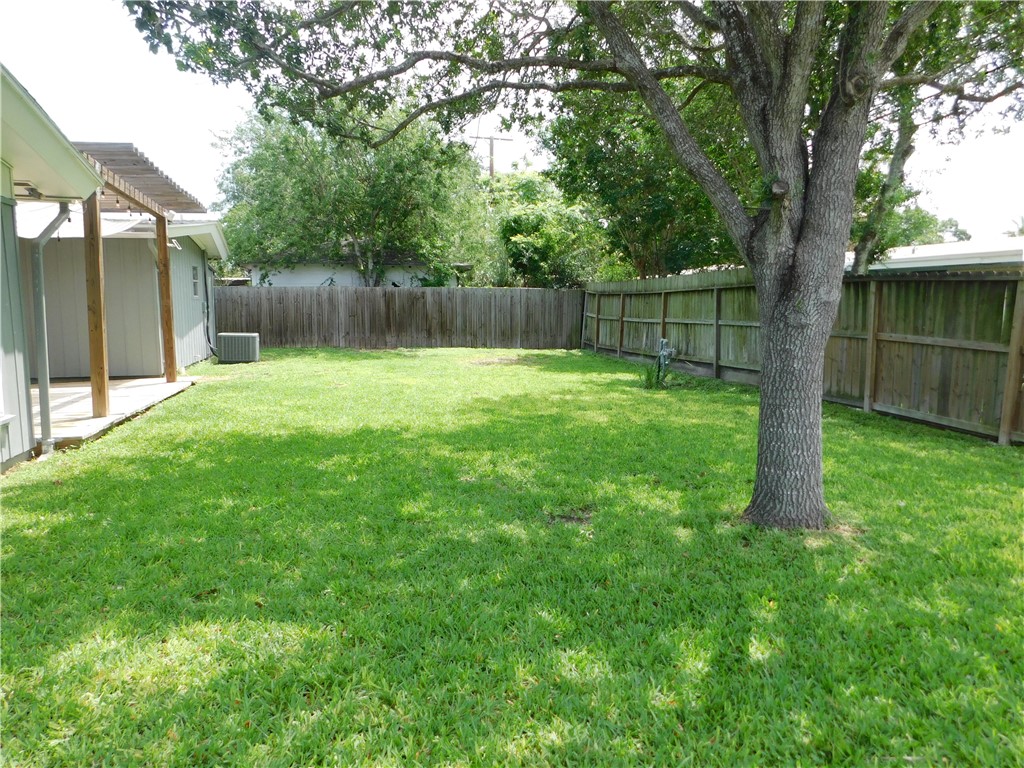 613 Driftwood Pl Property Photo 36