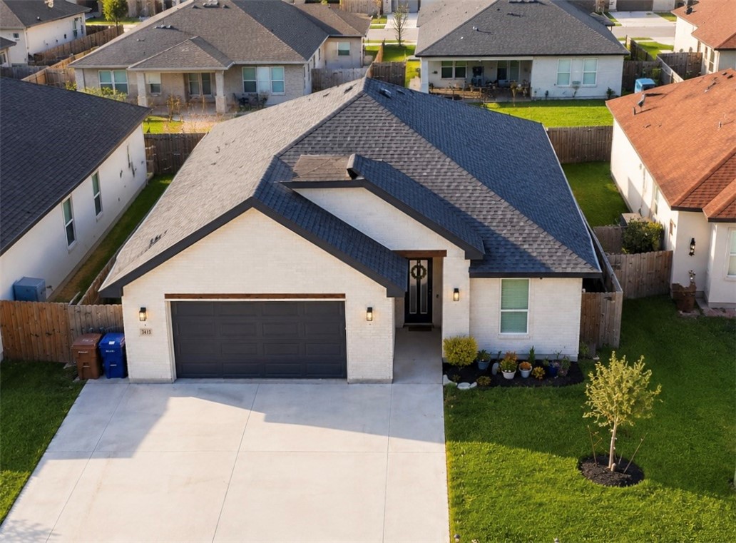4013 Fold Lane Property Photo 1