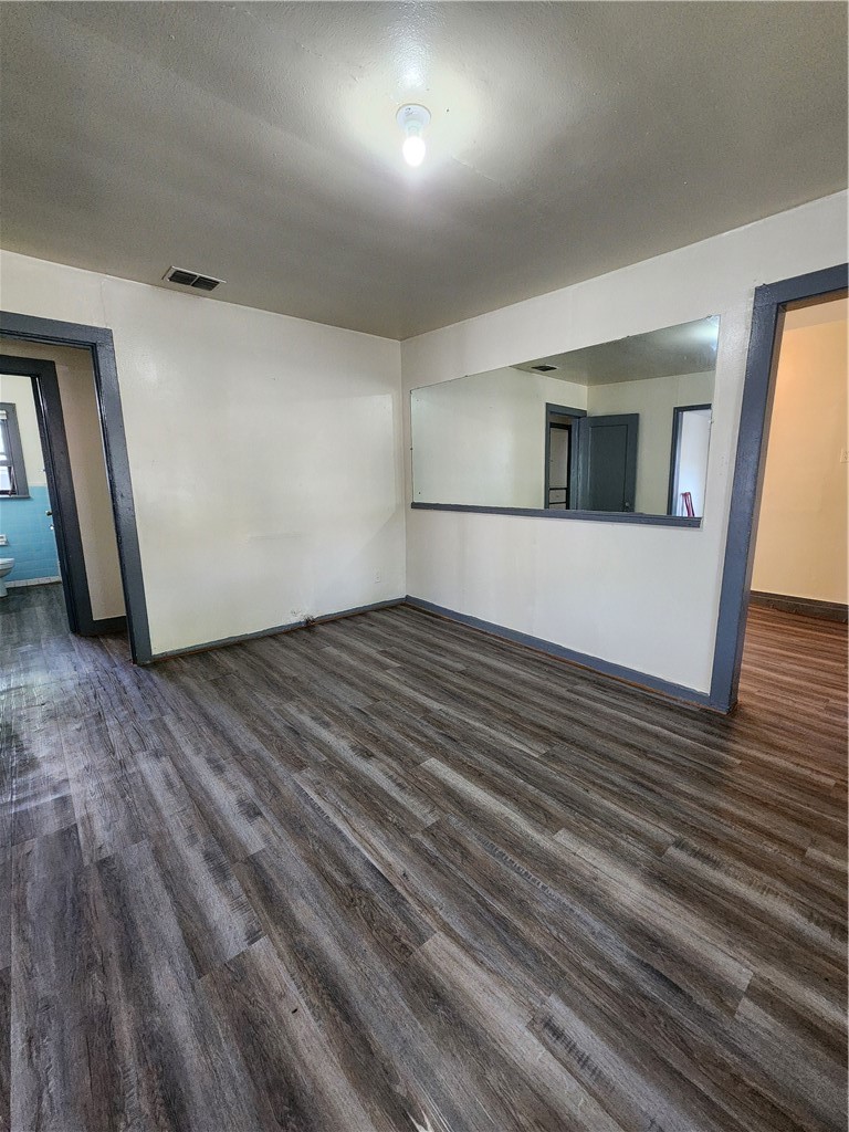 309 Indiana Ave Property Photo 5