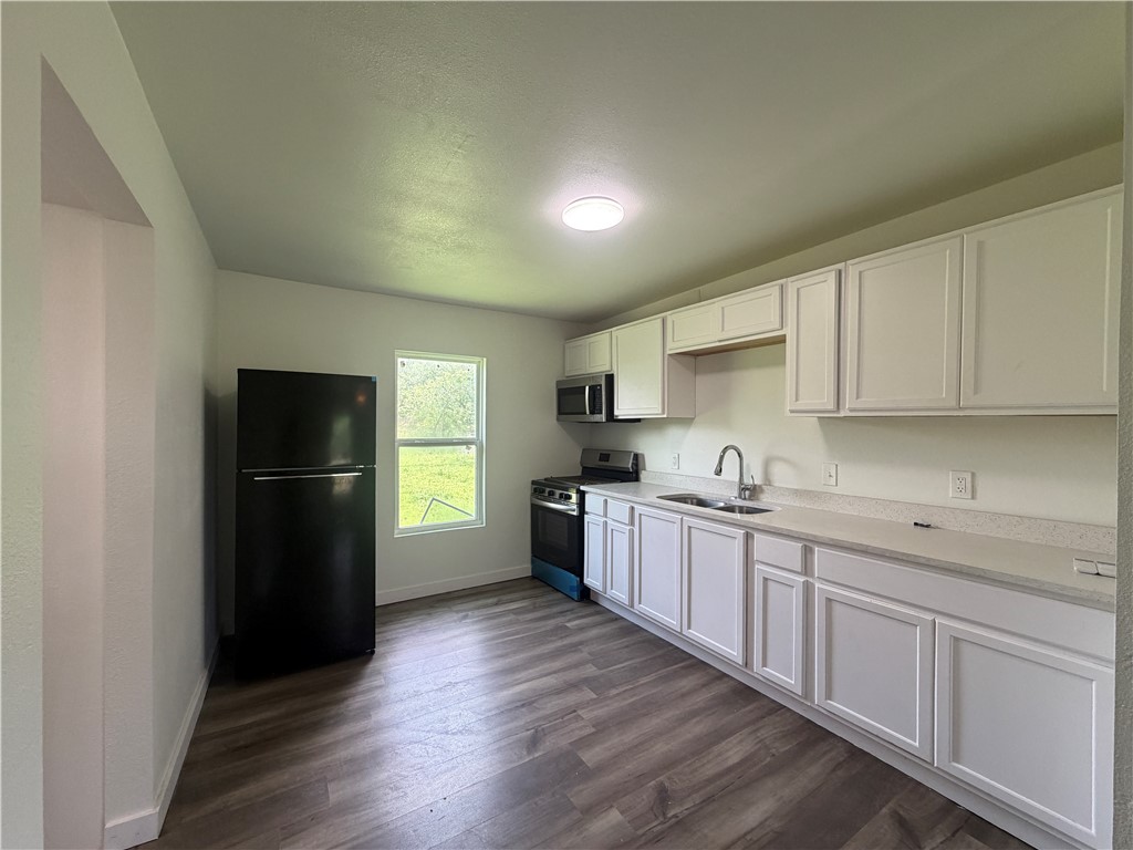 4942 Anthony St Property Photo 5
