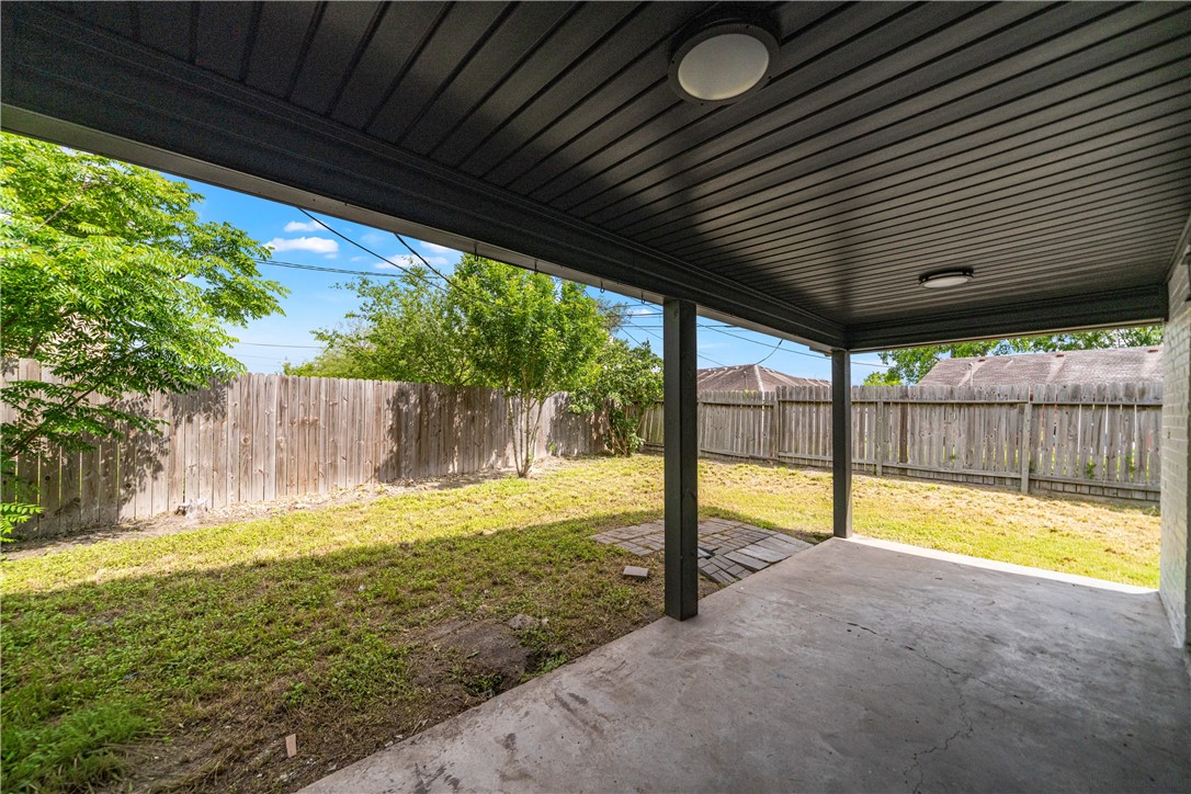 3610 Swiss Dr Property Photo 32