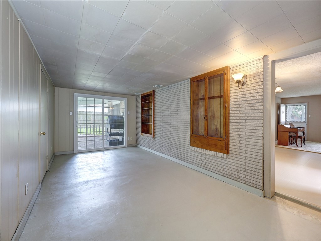 702 Drexel Dr Property Photo 12