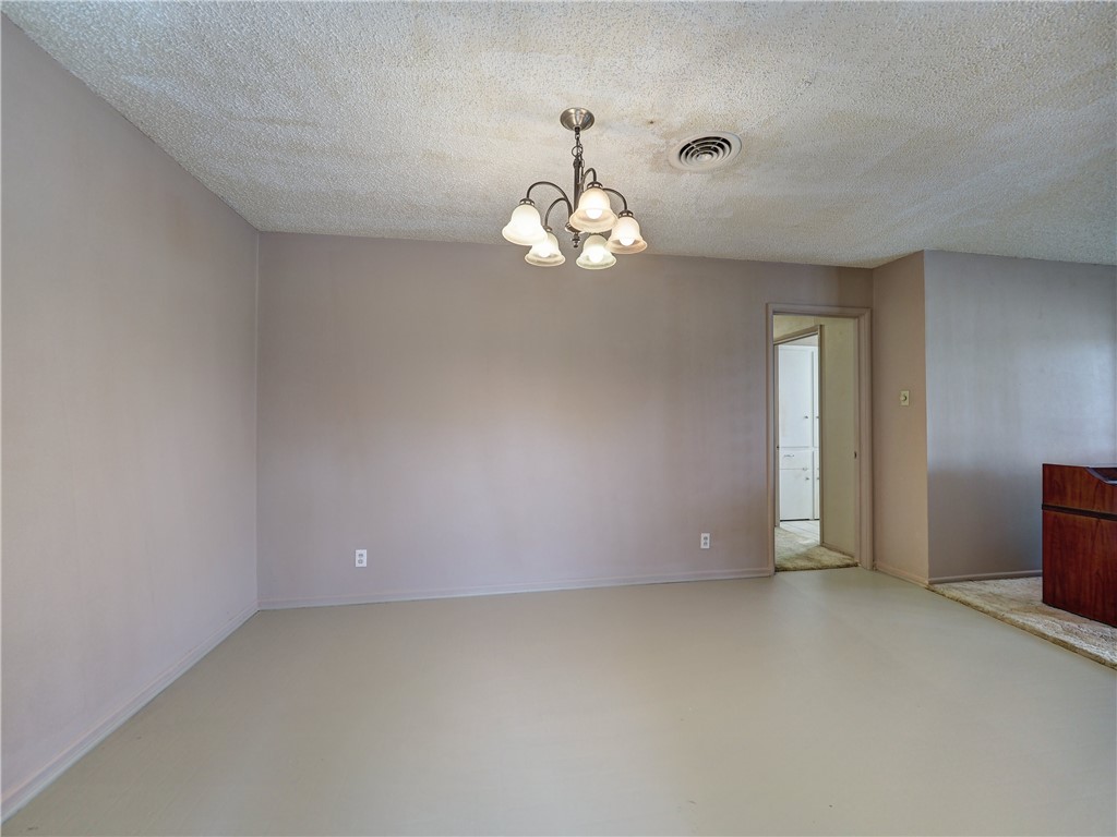 702 Drexel Dr Property Photo 14