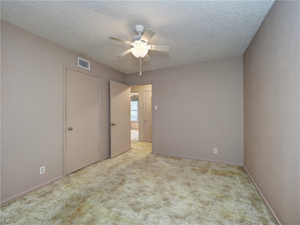 702 Drexel Dr Property Photo 26