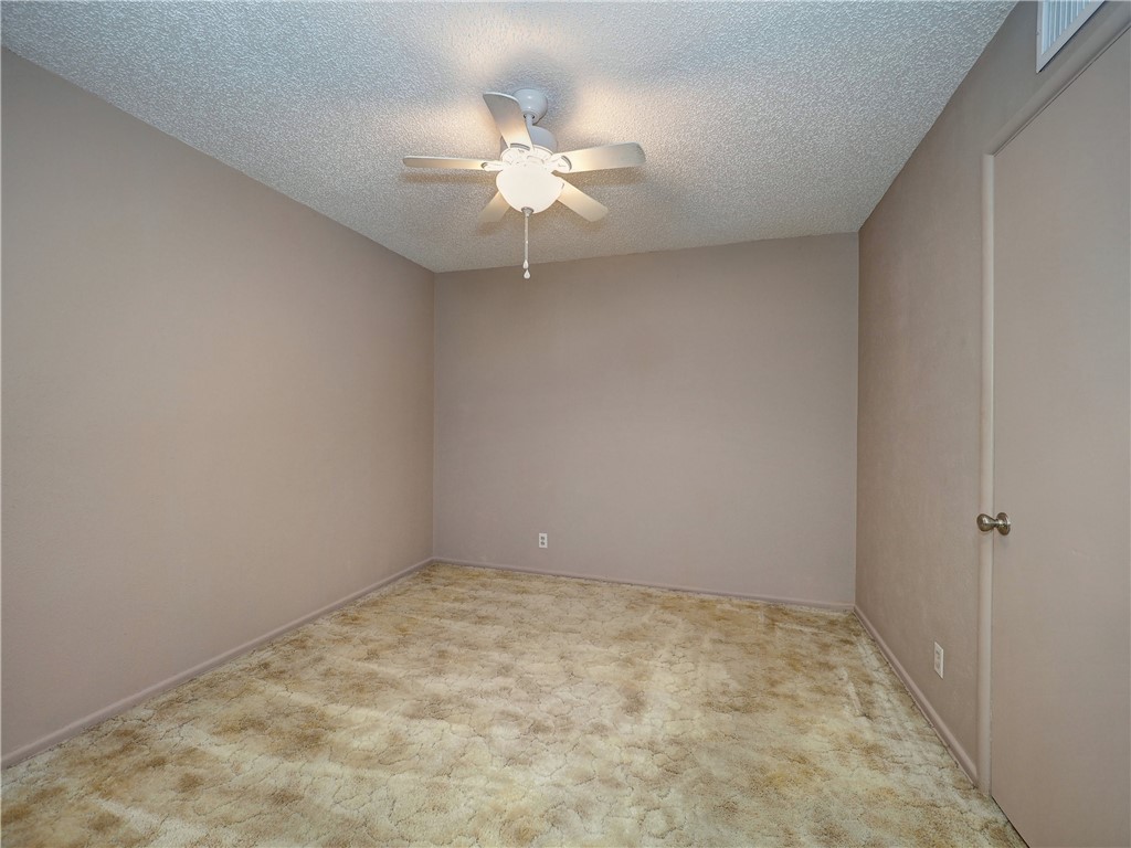 702 Drexel Dr Property Photo 27