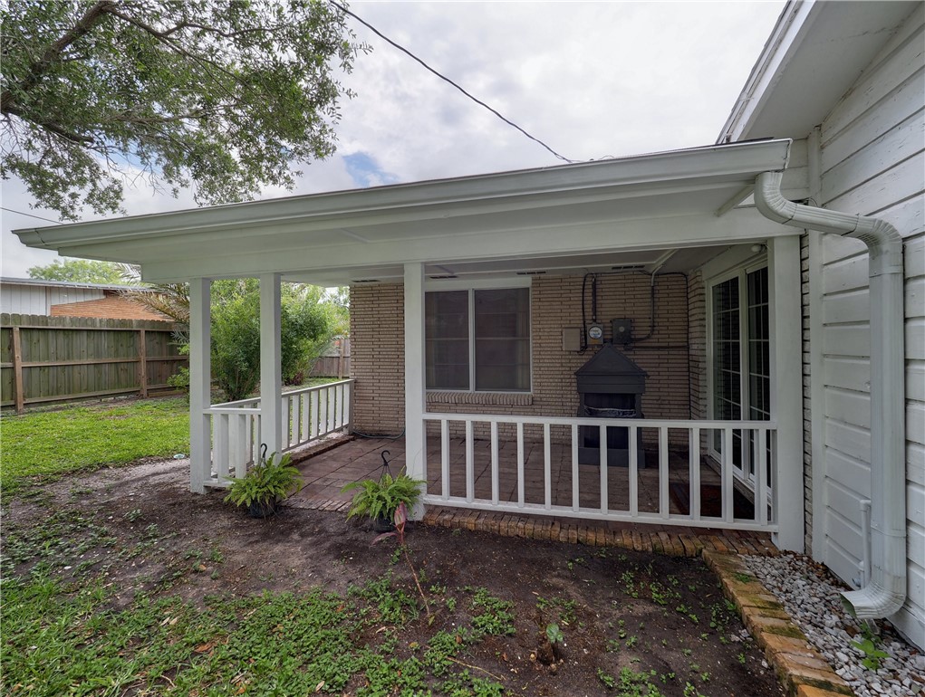 702 Drexel Dr Property Photo 29
