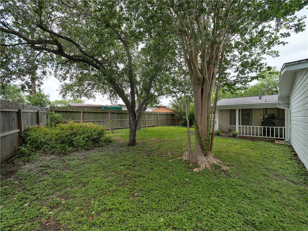 702 Drexel Dr Property Photo 32