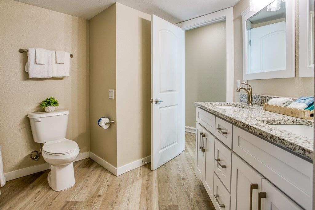 800 Sandcastle Dr 216 Property Photo 20
