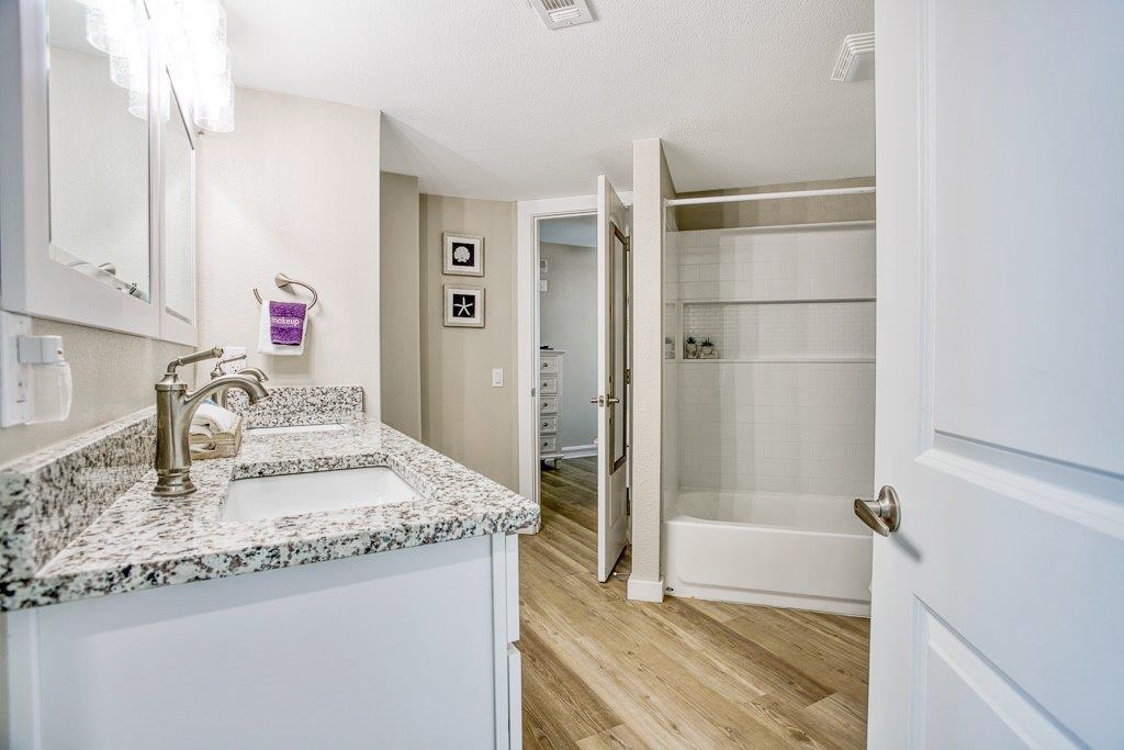 800 Sandcastle Dr 216 Property Photo 22
