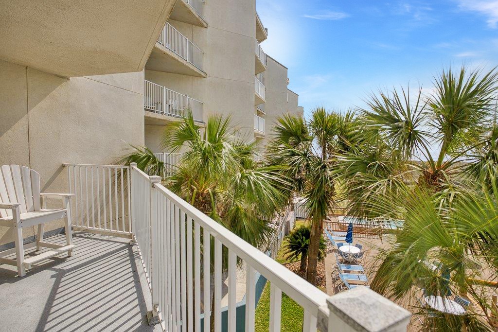 800 Sandcastle Dr 216 Property Photo 24