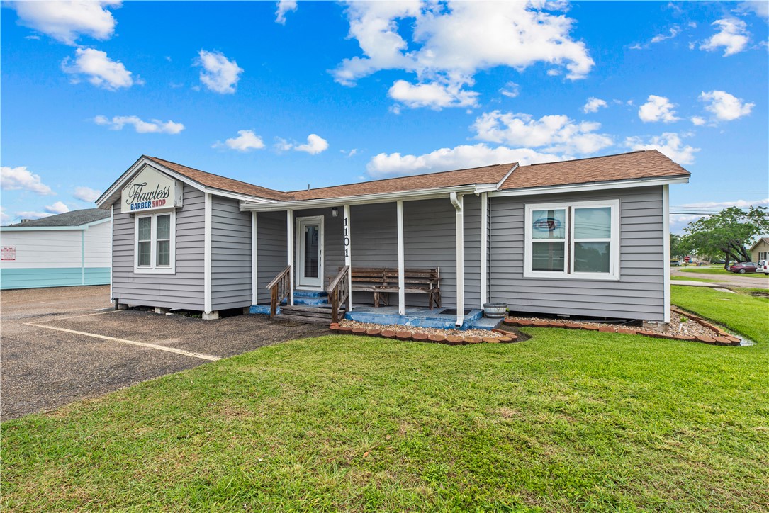 1101 Airline Property Photo 3