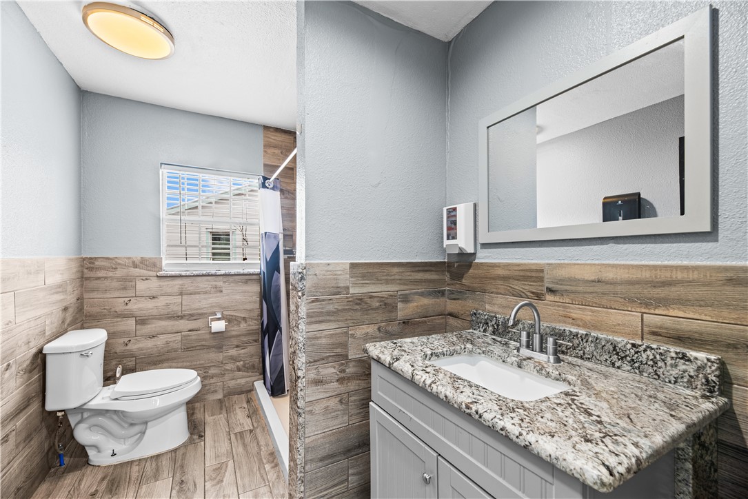 1101 Airline Property Photo 18