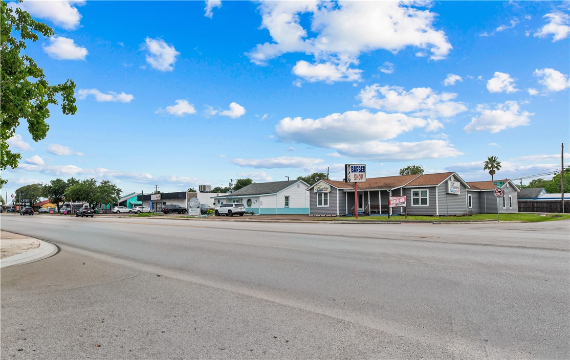 1101 Airline Property Photo 22