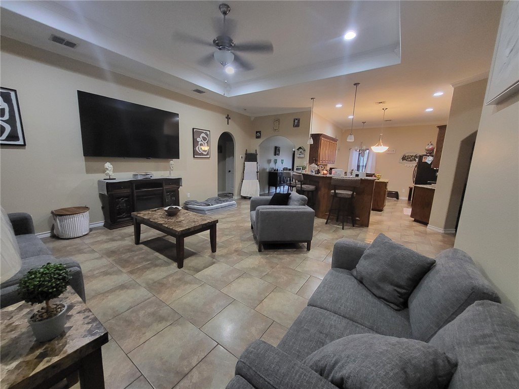 6701 Battery Park Ct Property Photo 3