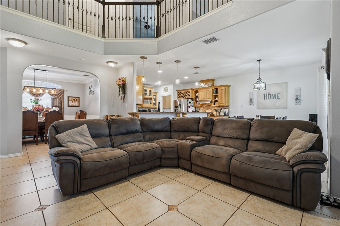 6542 Macarena Dr Property Photo 4