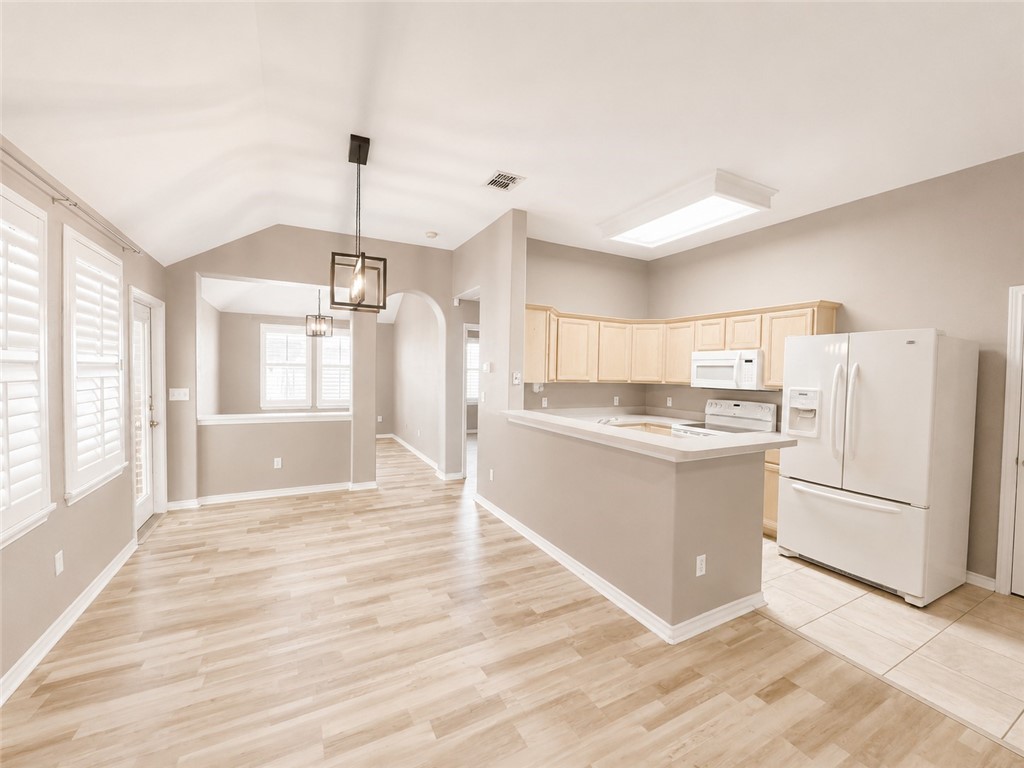 7102 Althea Ct Property Photo 3