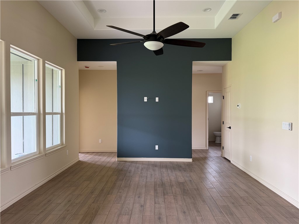 477186 Property Photo 3