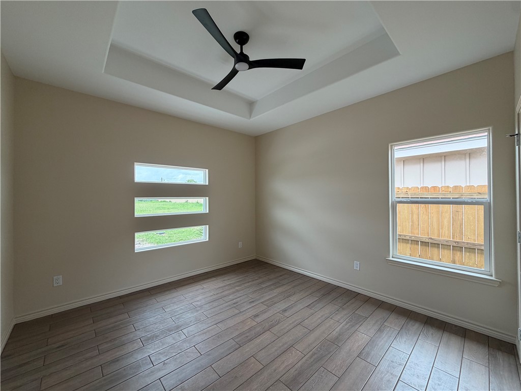 477186 Property Photo 5