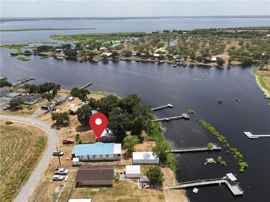25051 Lakeshore Dr Property Photo 2