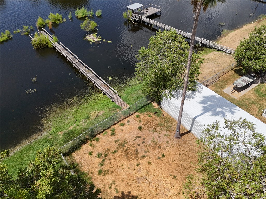 25051 Lakeshore Dr Property Photo 45