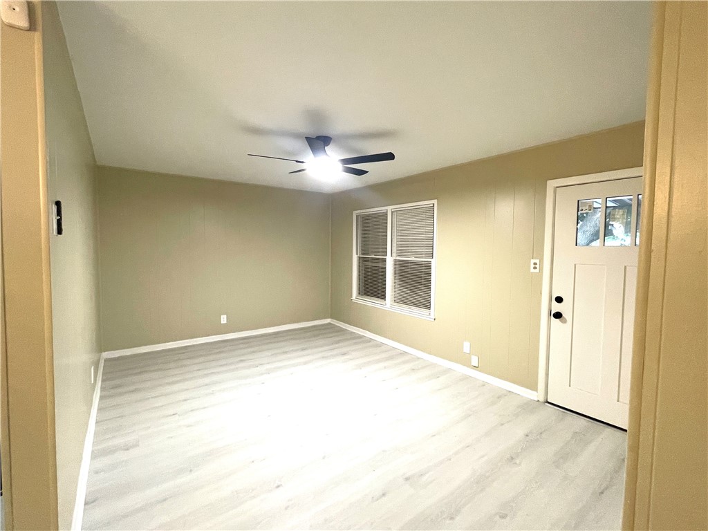 4725 Jean St Property Photo 2