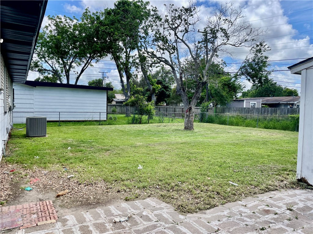 4725 Jean St Property Photo 22
