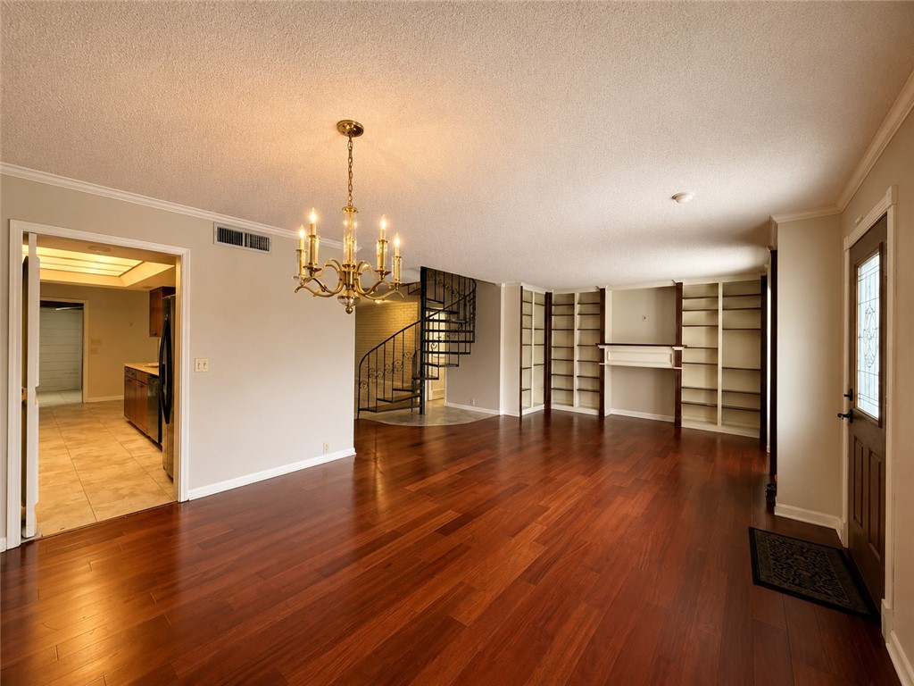 77 Townhouse 77 Property Photo 6