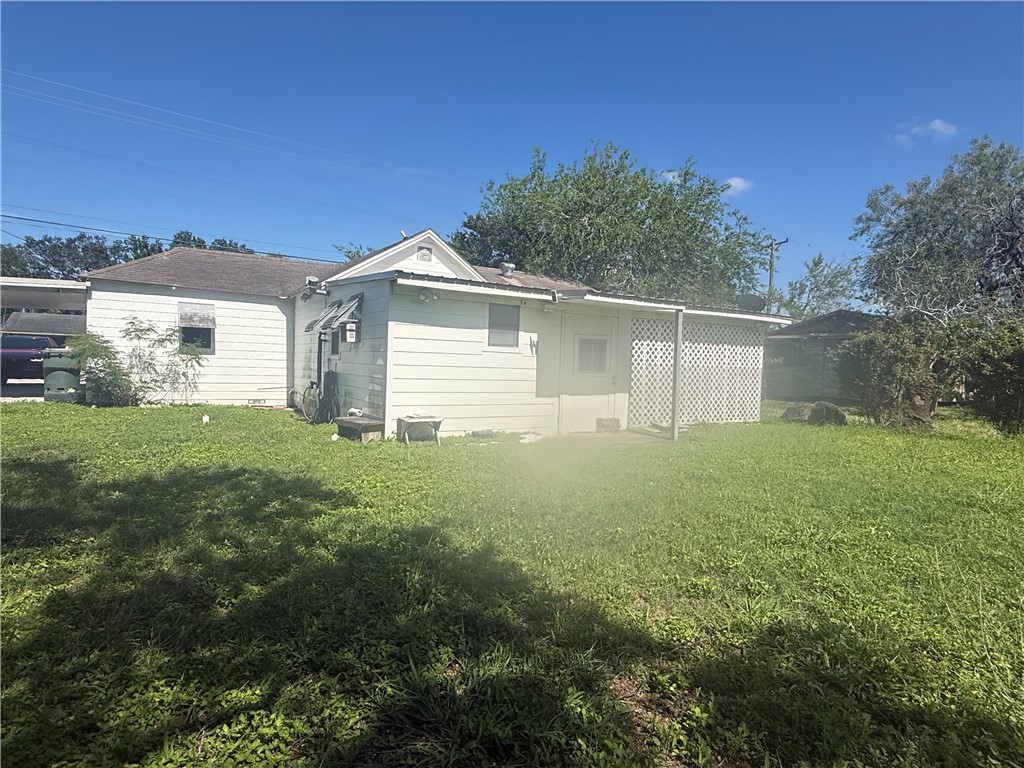 1700 S Cameron St Property Photo 4