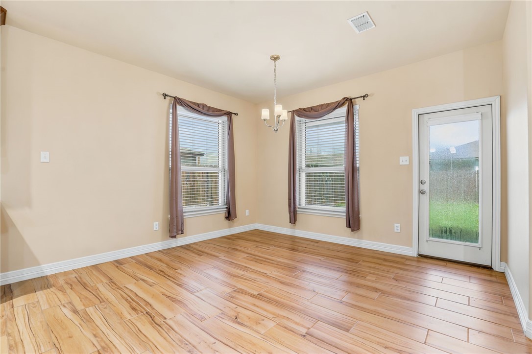 2221 Cuarzo Dr Property Photo 14