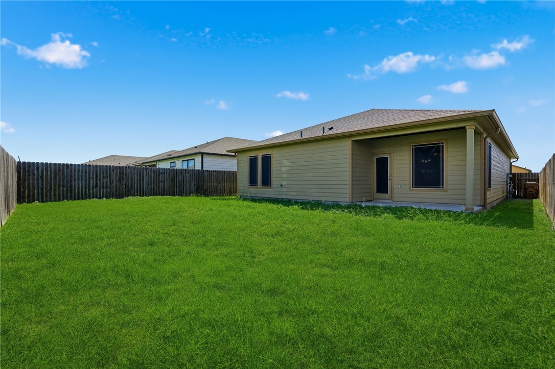 2221 Cuarzo Dr Property Photo 34