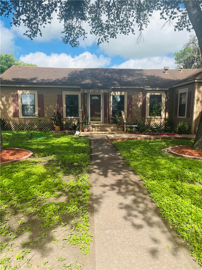 845 N Reynolds Property Photo 1