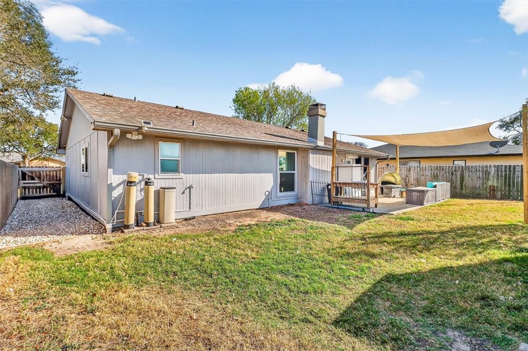 1749 Dawn Breeze Dr Property Photo 33