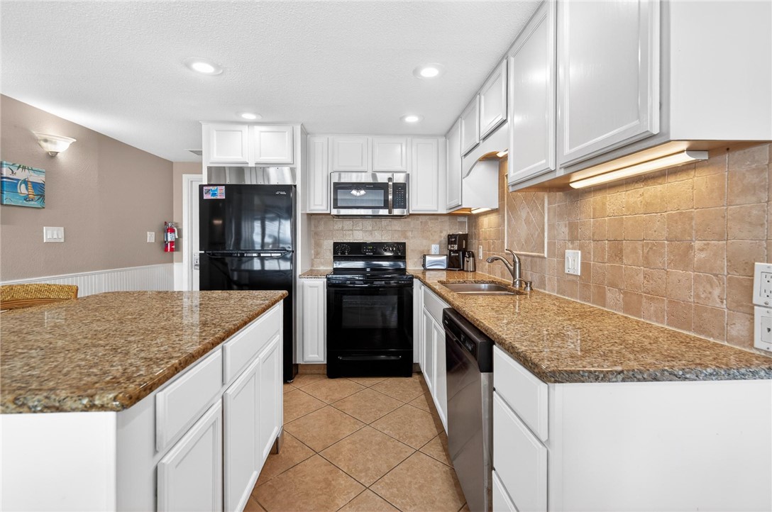 14810 Windward Dr 217 Property Photo 5