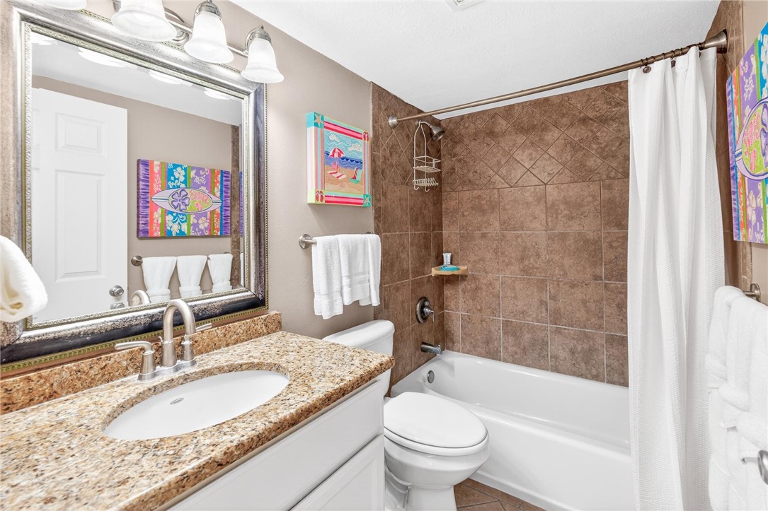 14810 Windward Dr 217 Property Photo 12