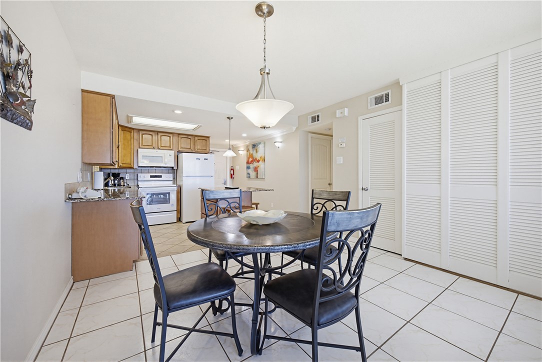 14810 Windward Dr 516 Property Photo 10