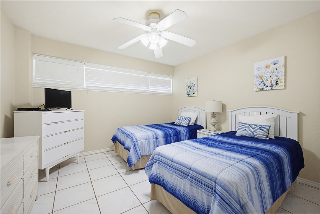 14810 Windward Dr 516 Property Photo 16