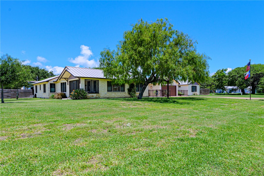 1622 Cherry St Property Photo 1