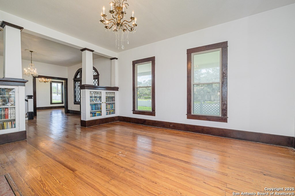 519 Fm 623 E Property Photo 11