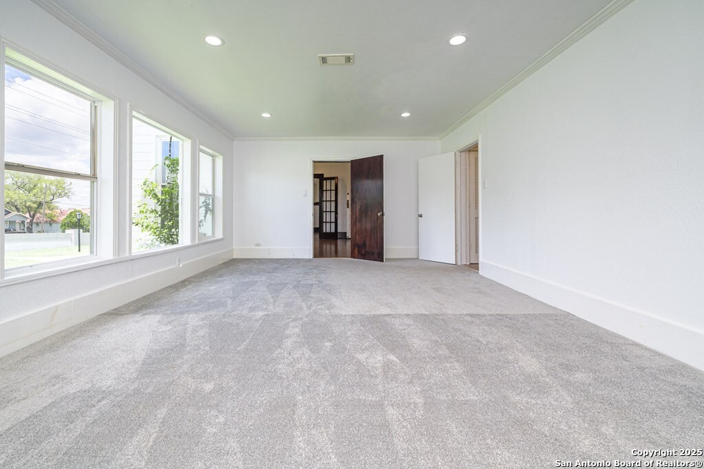 519 Fm 623 E Property Photo 12