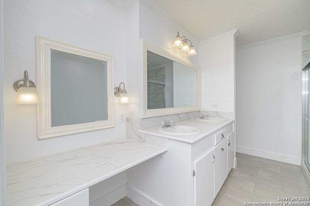 519 Fm 623 E Property Photo 14