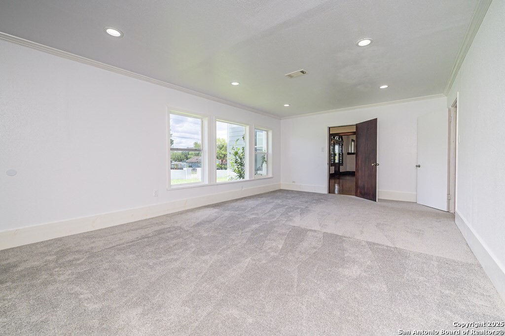 519 Fm 623 E Property Photo 17