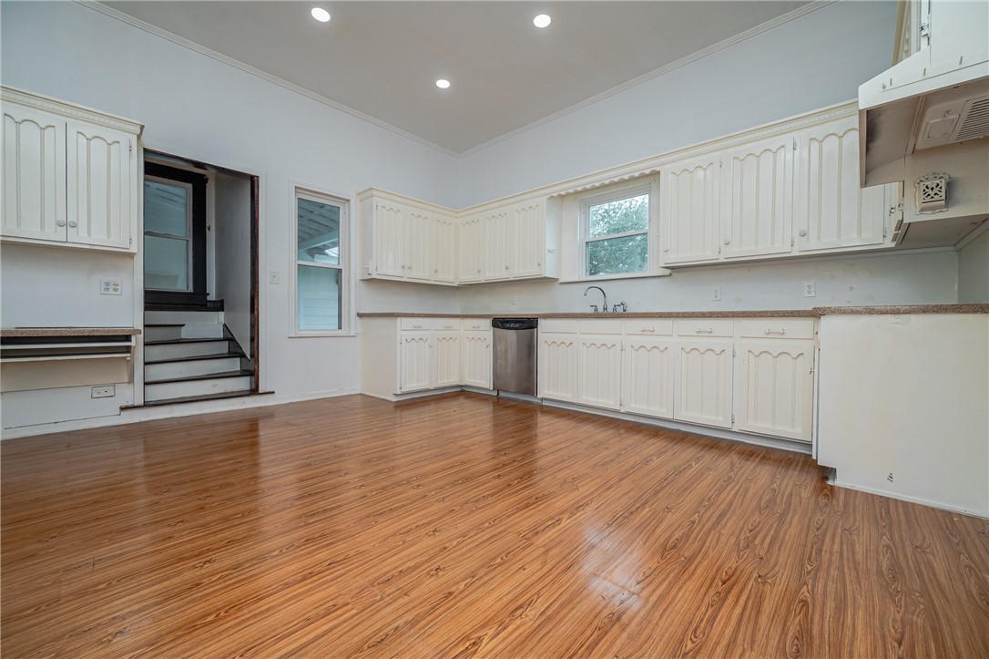 519 Fm 623 E Property Photo 24